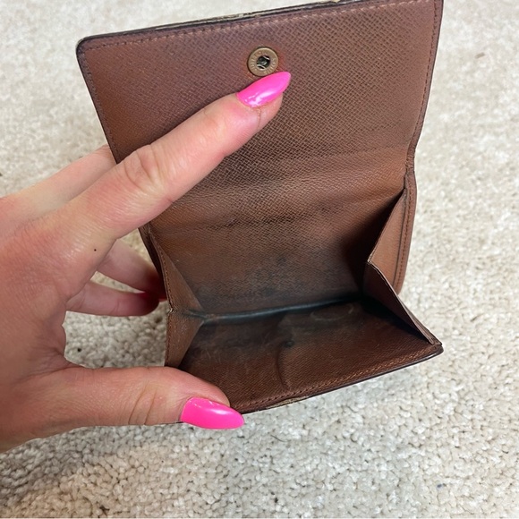 Authentic Louis Vuitton Monogram Elise Wallet - Picture 7 of 14